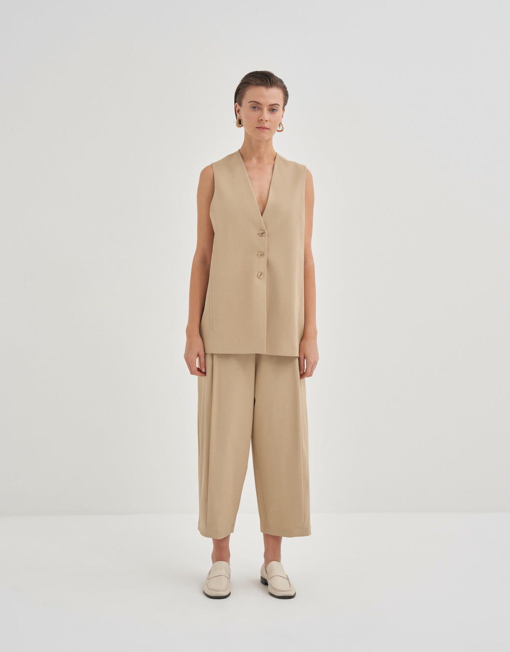Beige Hose